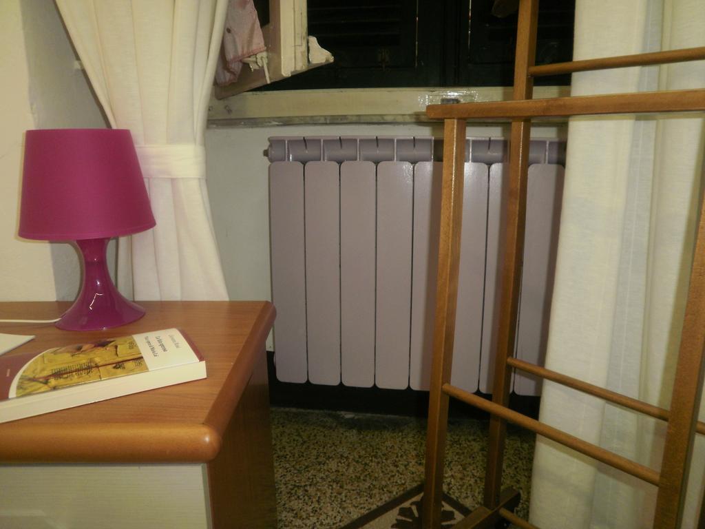 Guest House Erika La Spezia Exteriör bild